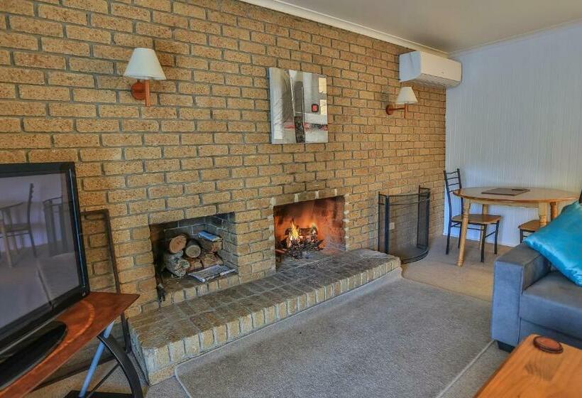 Люкс с гидромассажем, Mountain View Motor Inn & Holiday Lodges