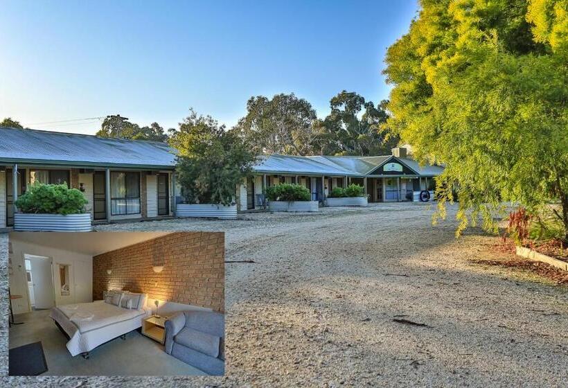 Номер Стандарт, Mountain View Motor Inn & Holiday Lodges