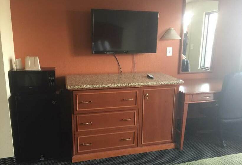 غرفه قياسيه سريرين مزدوجين, Royal Inn