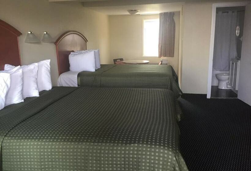 غرفه قياسيه سريرين مزدوجين, Royal Inn