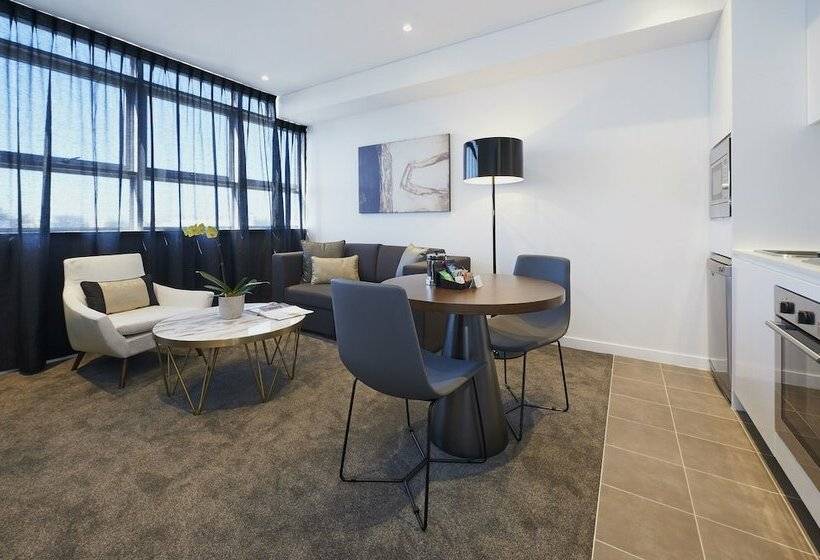 סטודיו אקזקיוטיב, Silkari Suites At Chatswood