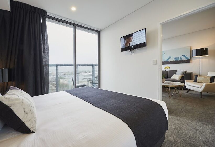 דירת חדר עם טרסה, Silkari Suites At Chatswood