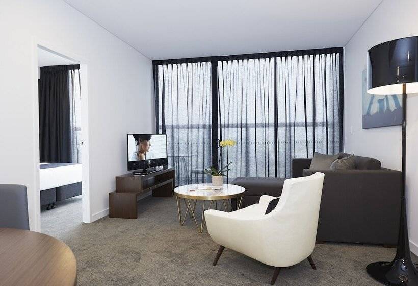 Апартаменты 1 Спальня с Террасой, Silkari Suites At Chatswood