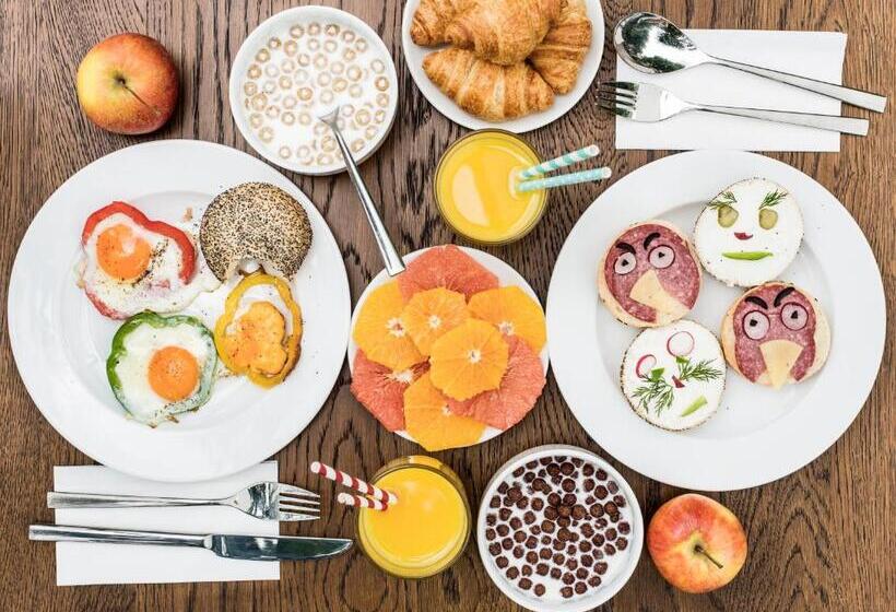 غرفة قياسية رباعية, Zulian Aparthotel By Artery Hotels