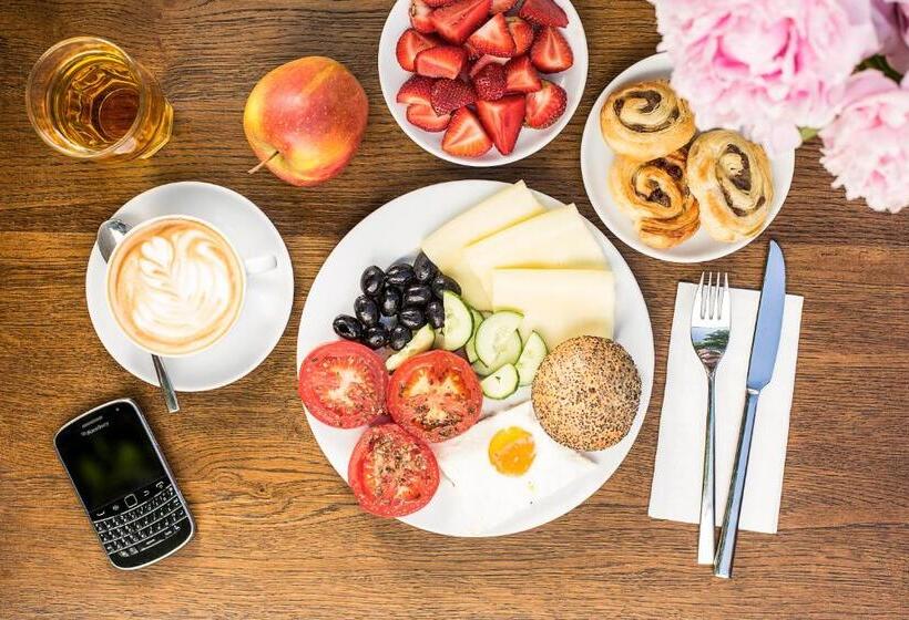 غرفة قياسية رباعية, Zulian Aparthotel By Artery Hotels