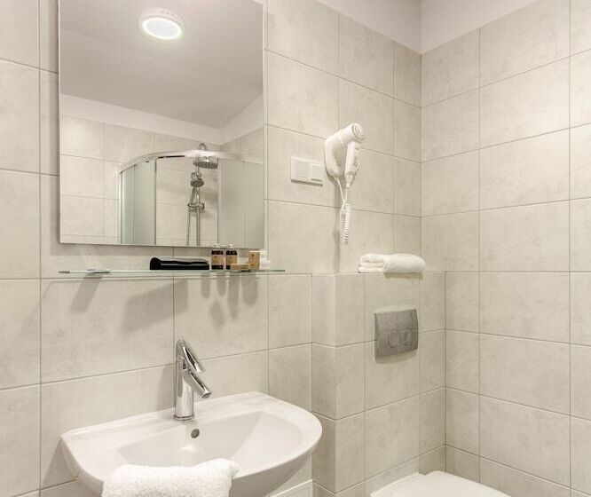 غرفة قياسية مطلّة علي الحديقة, Zulian Aparthotel By Artery Hotels