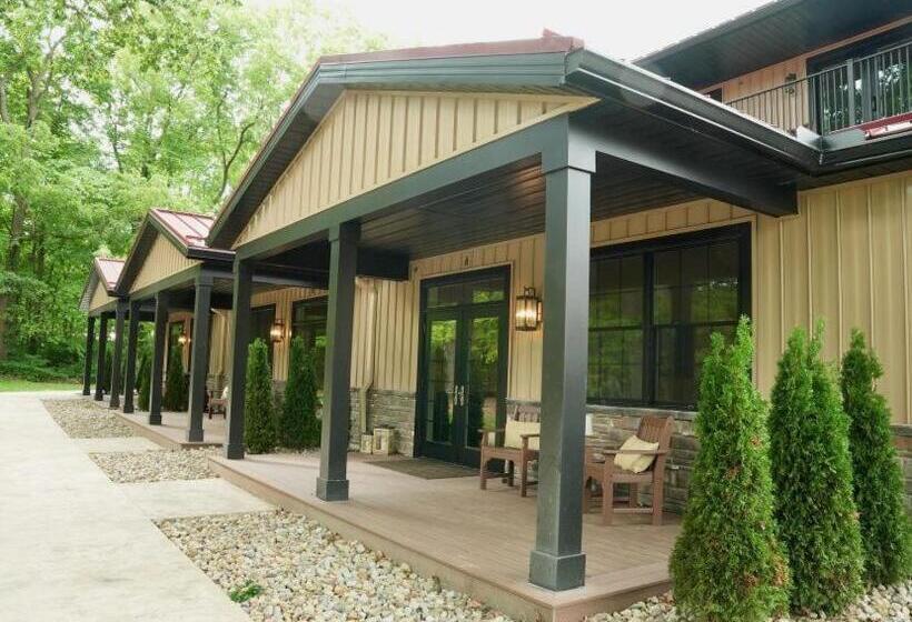 デラックススイート, Tall Oaks Resort