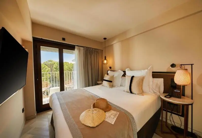Standard Room with Balcony
