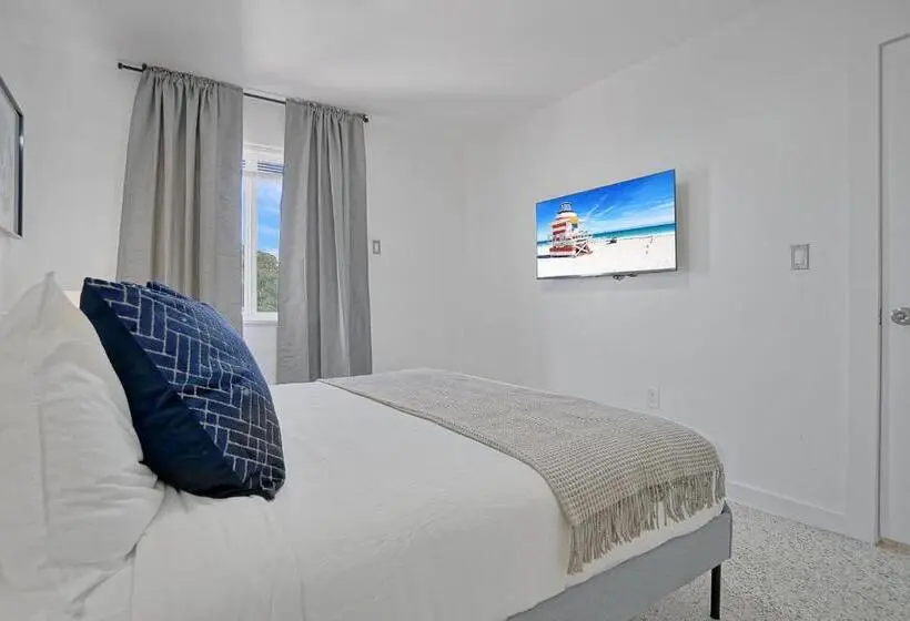 آپارتمان 1 خوابه با بالکن, Elegant Wynwood Flats