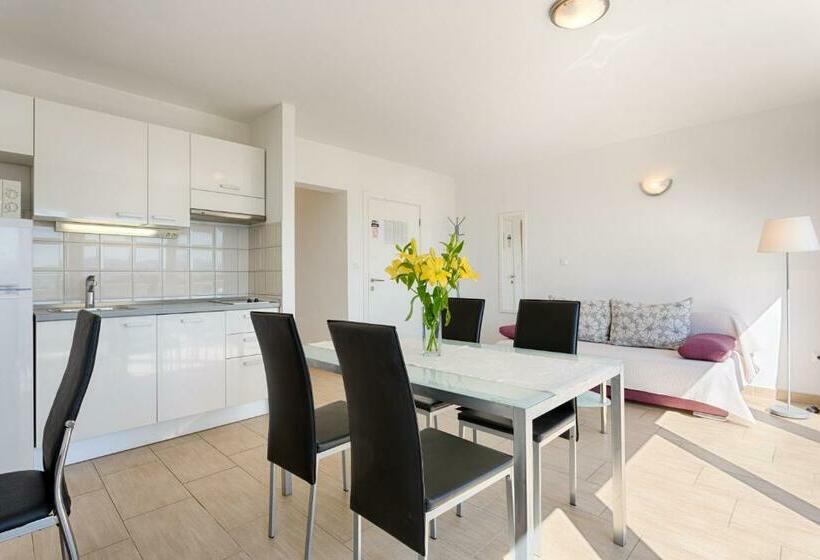 Apartamento 1 Dormitório Vista Mar, Adriatic Queen Residence