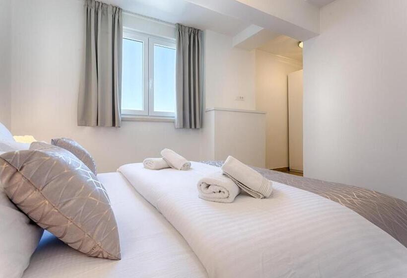 Apartamento 1 Dormitório Vista Mar, Adriatic Queen Residence