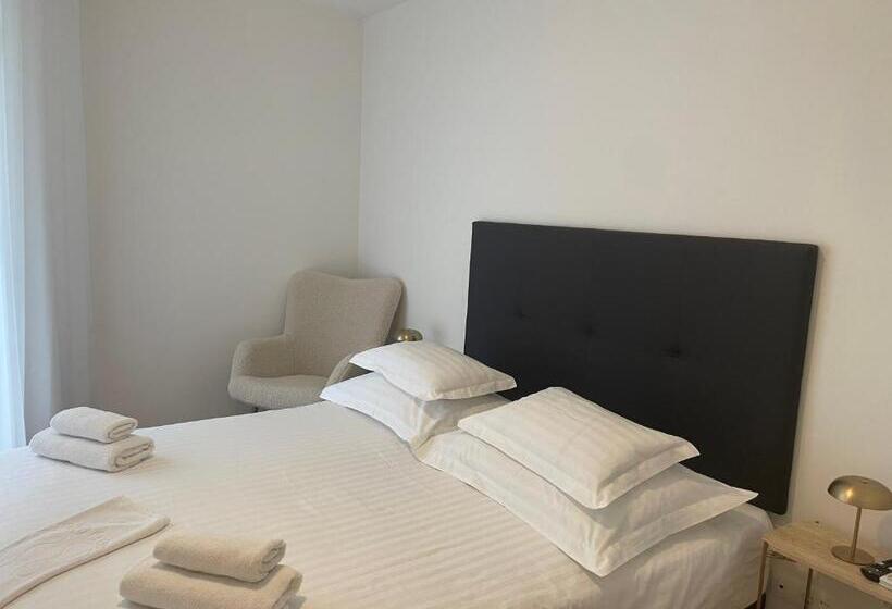 Quarto Estandar com Sacada, Adriatic Queen Residence