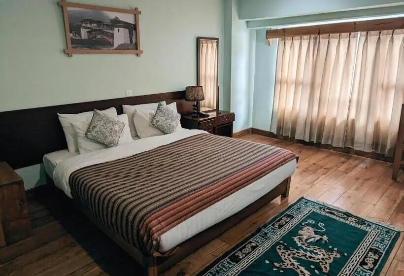 اتاق لوکس, Amodhara