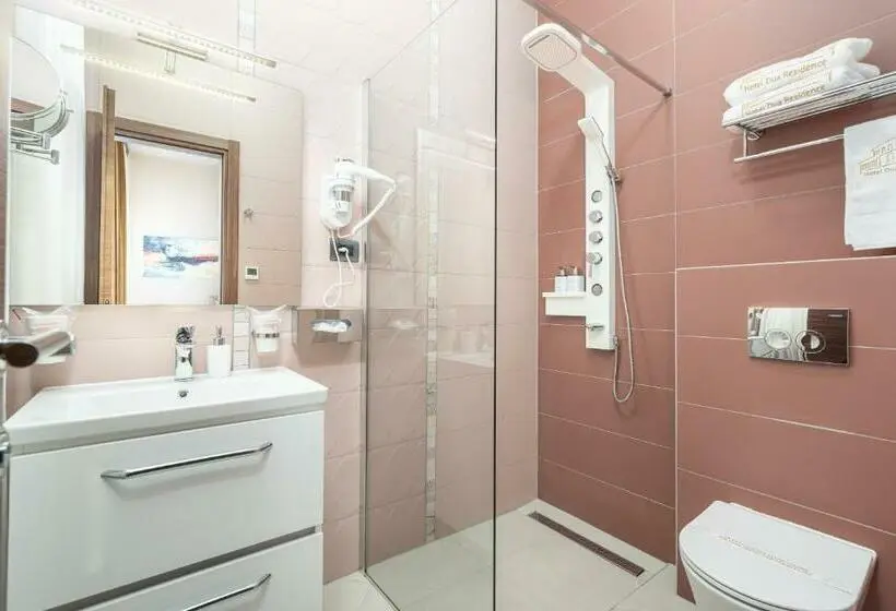 デラックスルーム, Dua Residence