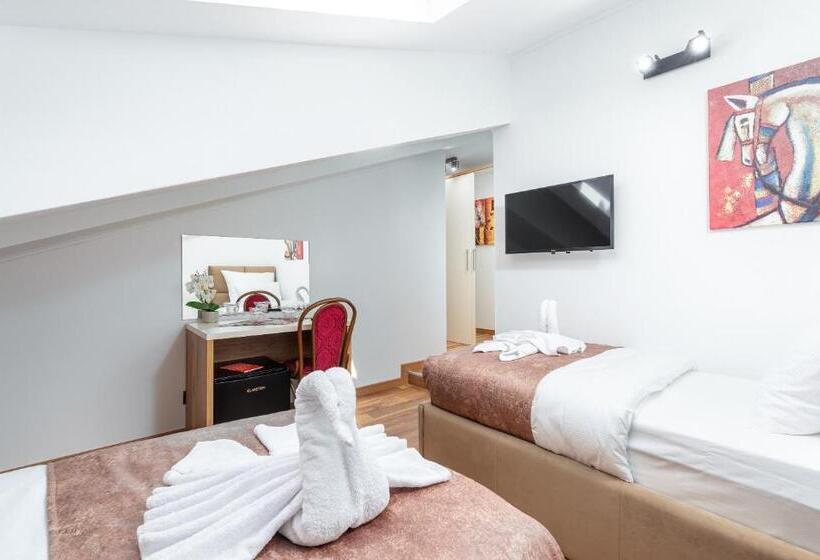 标准间, Dua Residence