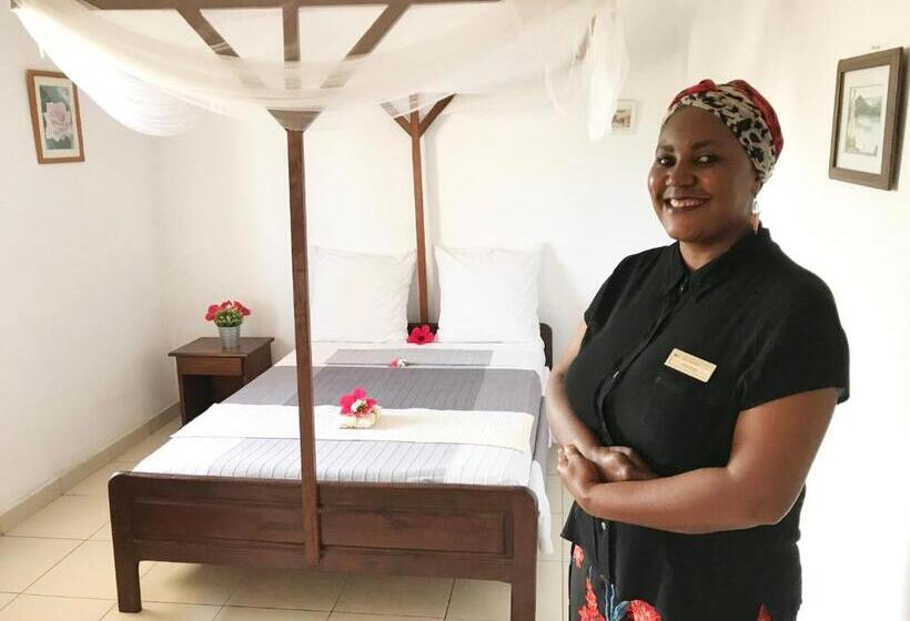 标准间, Jardin De La Paix