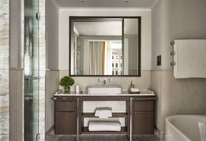 Номер Deluxe, Rosewood Munich