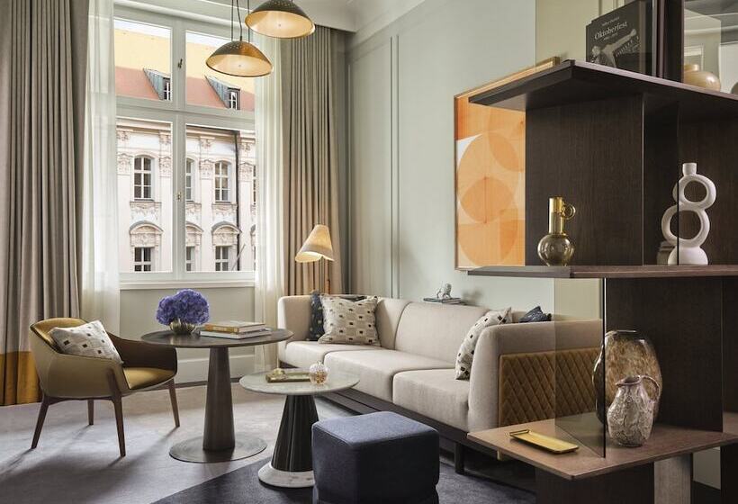 سوئیت 2 خوابه, Rosewood Munich