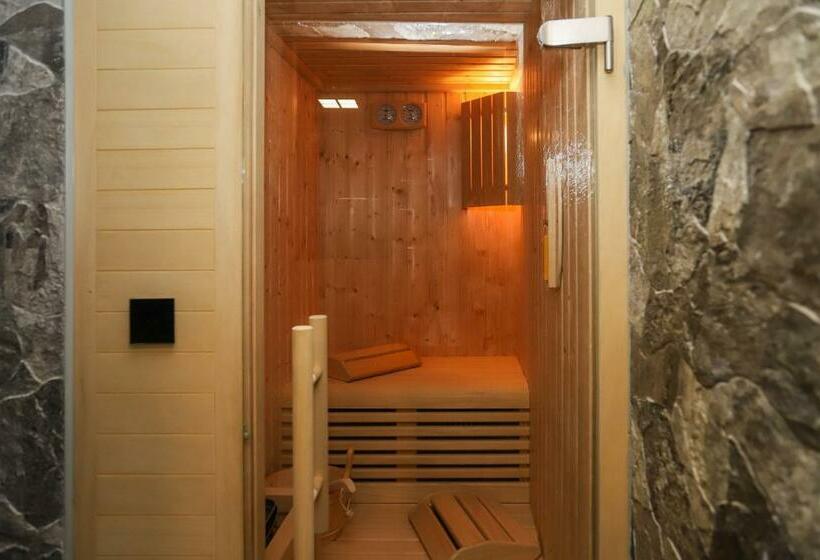 １ベッドルームアパートメント, Zrinski