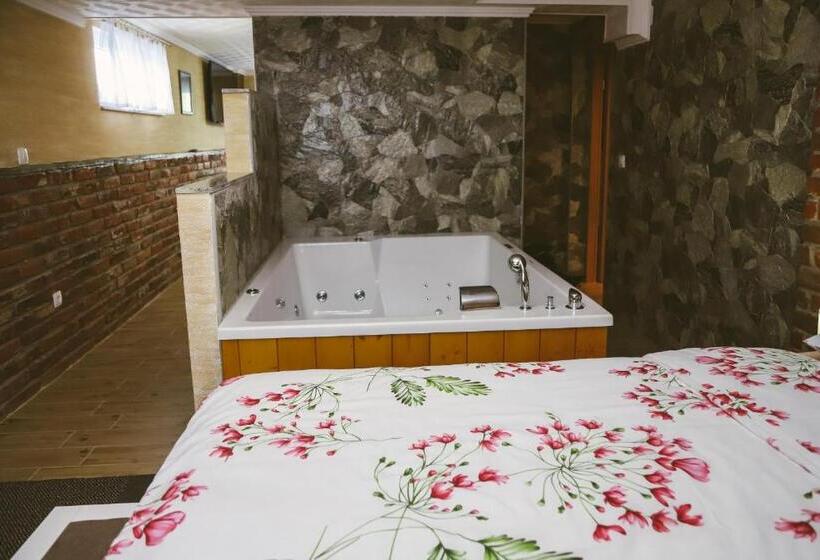 １ベッドルームアパートメント, Zrinski