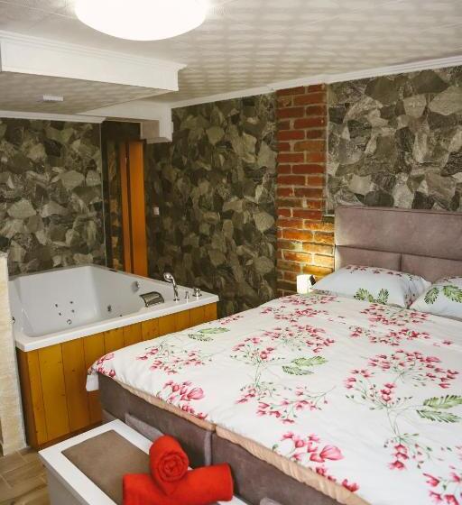 １ベッドルームアパートメント, Zrinski