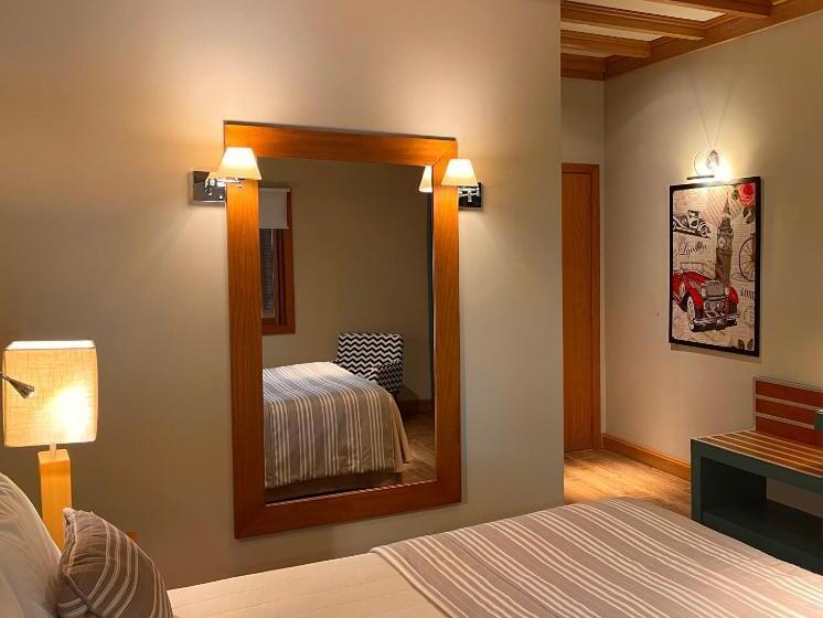 スーペリアースイート, Boutique Britanico