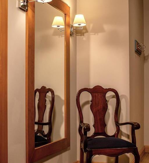 デラックススイート, Boutique Britanico