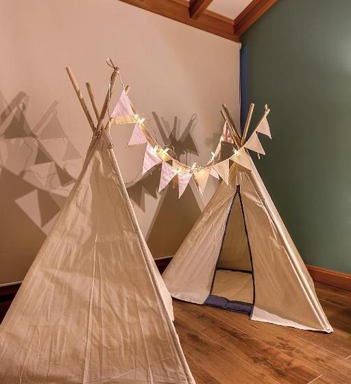 デラックススイート, Boutique Britanico