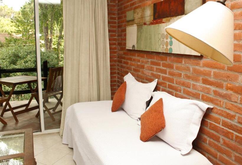 Standard-bungalow 2 Makuuhuonetta, Carilo Village Apart Hotel & Spa