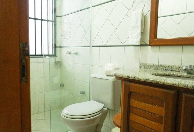 Quarto Estandar, Hanna San Diego Apart