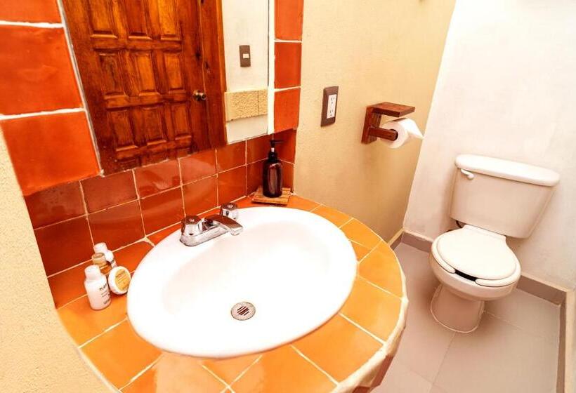 חדר סטנדרט לארבעה, Mezcal