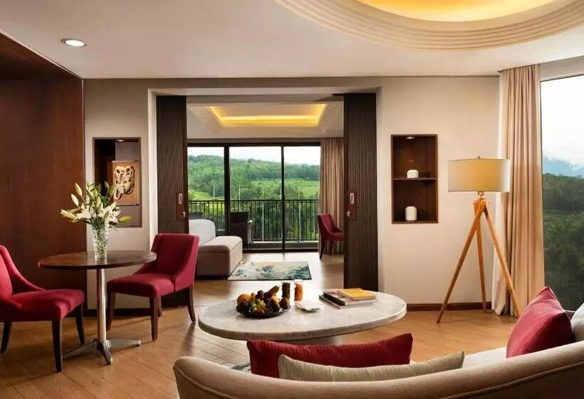 スイート, Aston Sentul Lake Resort & Conference Center