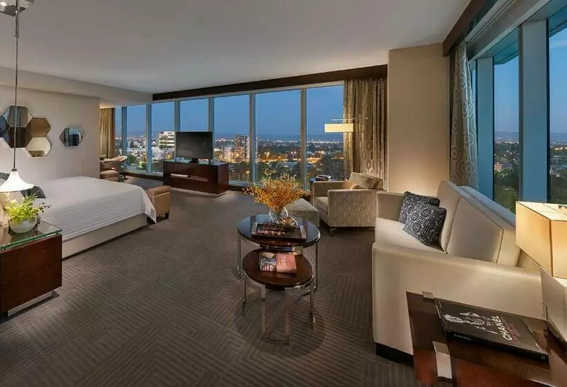 سوییت اجرایی, Crown Towers Perth