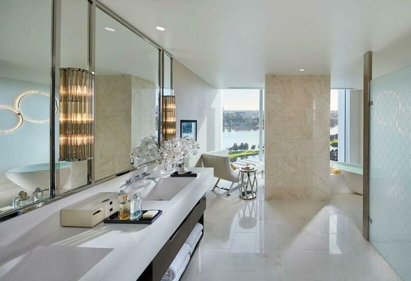 جناح كلوب, Crown Towers Perth