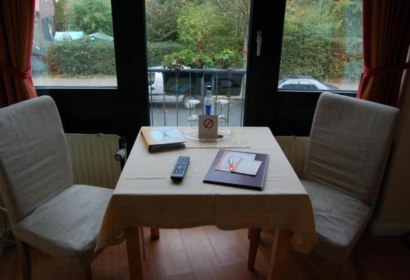 스탠다드 룸, Deichvoigt