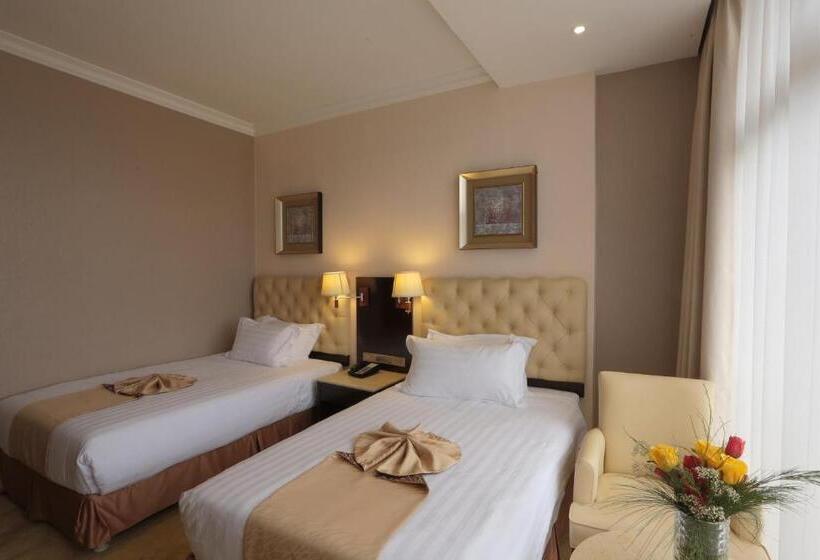 اتاق سوپریور, Getfam