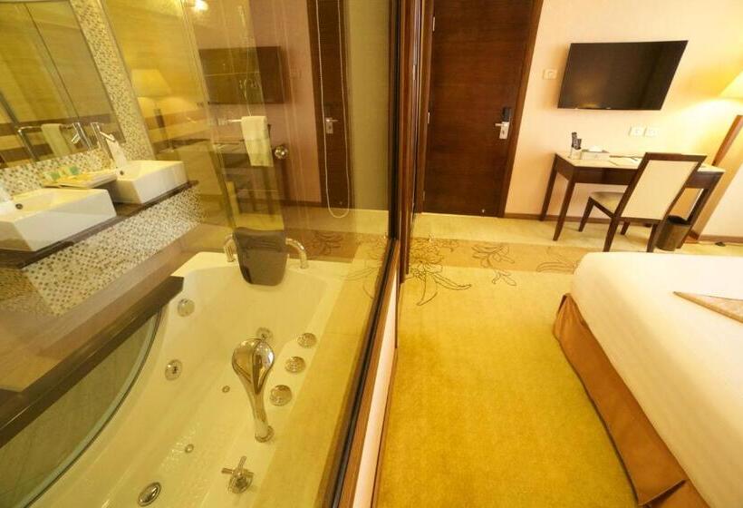 سوییت اجرایی, Getfam