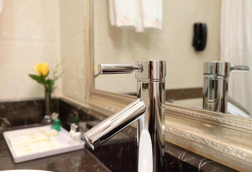 سوییت اجرایی, Getfam