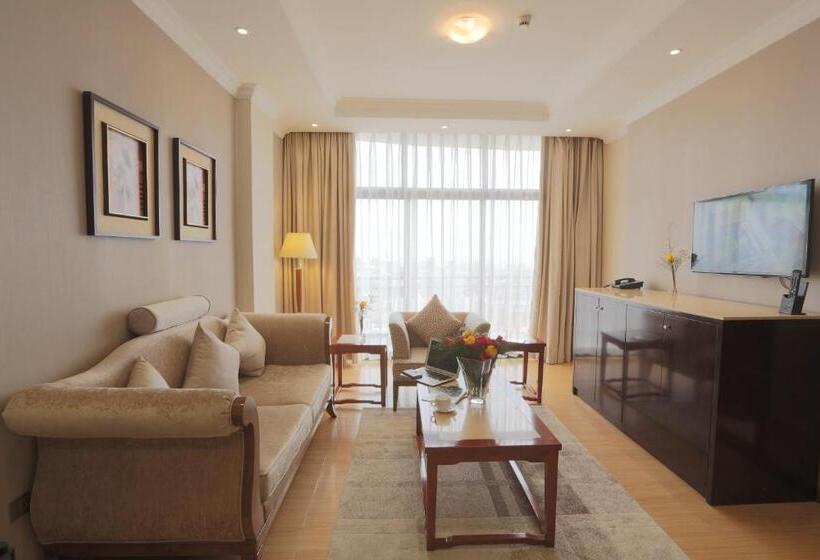 سوییت اجرایی, Getfam