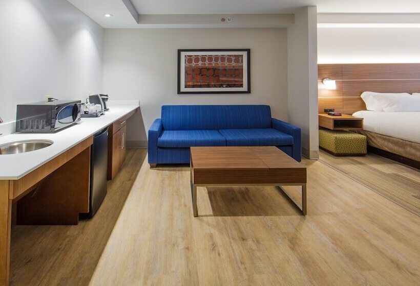 סוויטה, Holiday Inn Express Gatlinburg Downtown, An Ihg