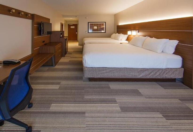 חדר סטנדרט מותאם לאדם עם מוגבלויות, Holiday Inn Express Gatlinburg Downtown, An Ihg