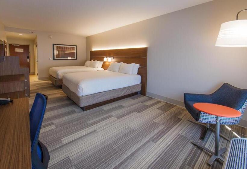 חדר סטנדרט מותאם לאדם עם מוגבלויות, Holiday Inn Express Gatlinburg Downtown, An Ihg