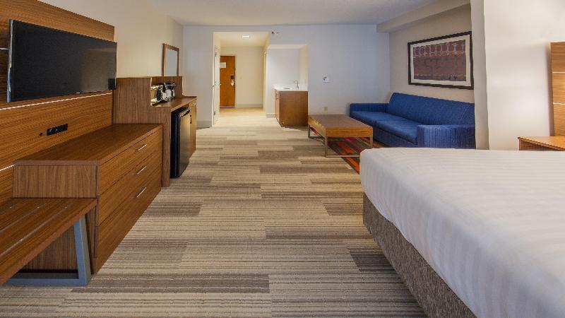 סוויטה מותאמת לאדם עם מוגבלויות, Holiday Inn Express Gatlinburg Downtown, An Ihg