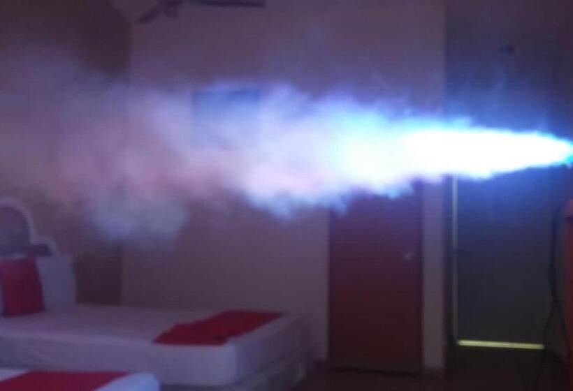 סוויטה דלוקס, Js