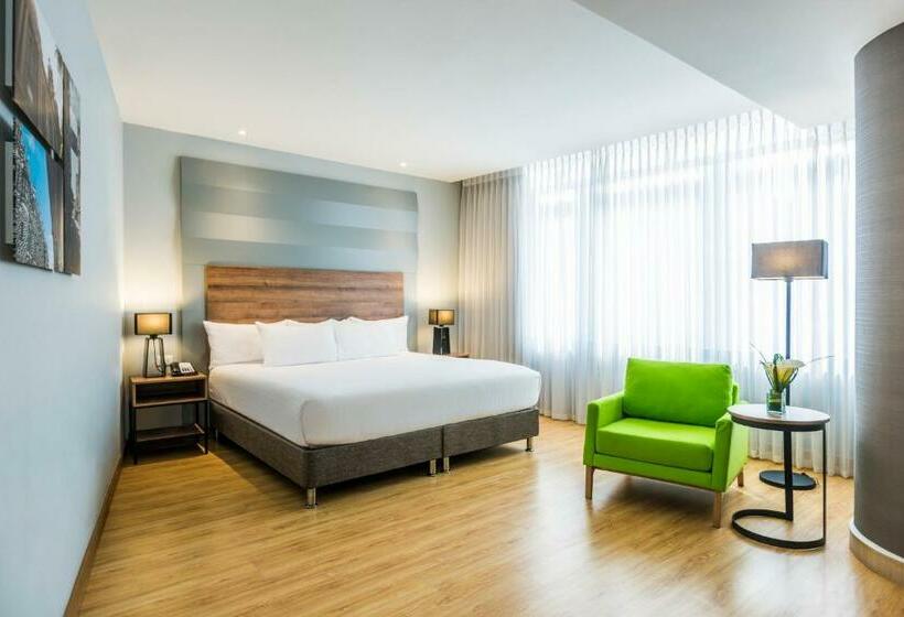 Стандартный Номер Кровать Кинг, La Quinta By Wyndham Medellin