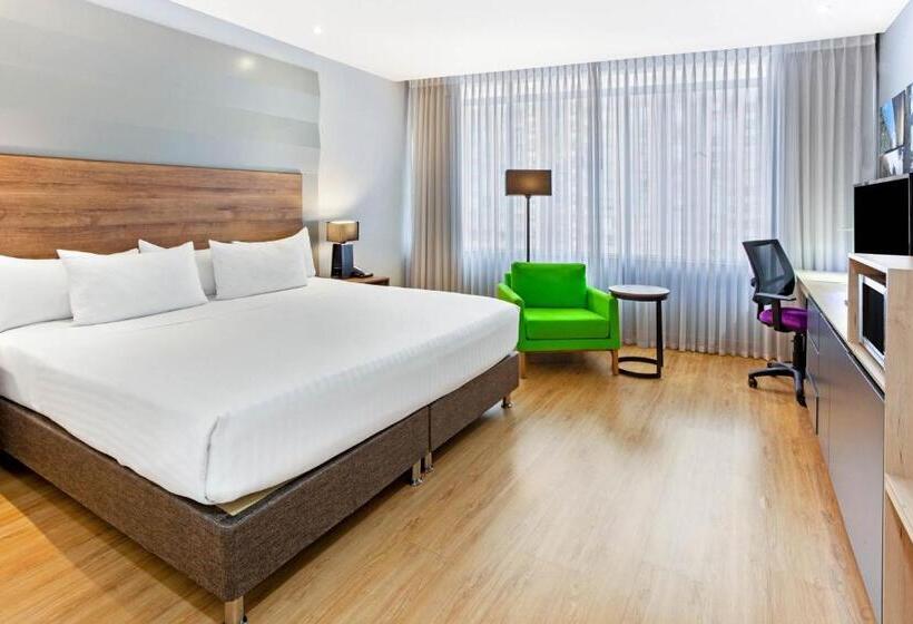 Номер Стандарт, La Quinta By Wyndham Medellin