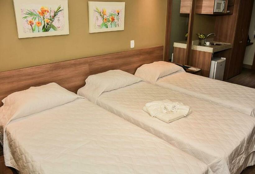 Номер Стандарт Трехместный, Mont Blanc Suites Duque De Caxias