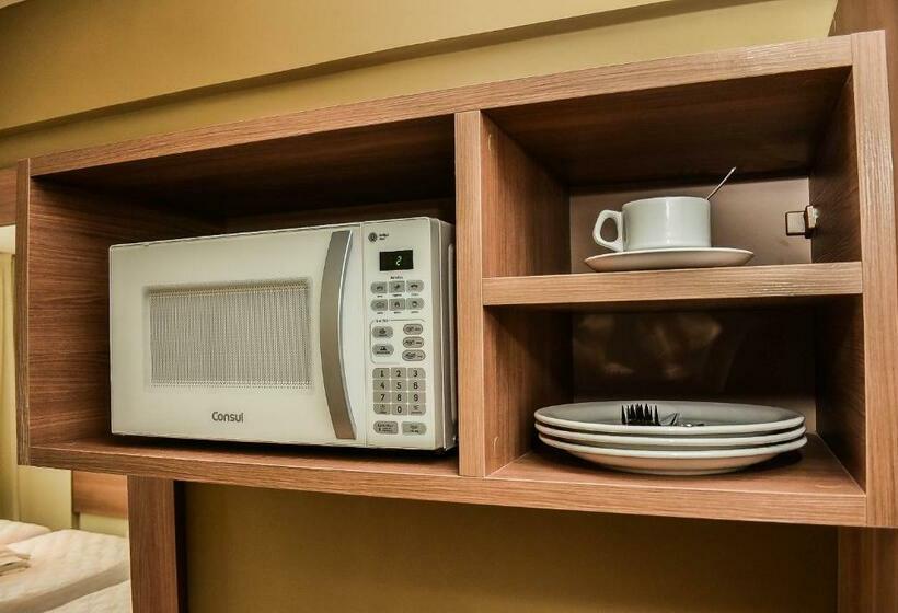 スタンダードトリプルルーム, Mont Blanc Suites Duque De Caxias