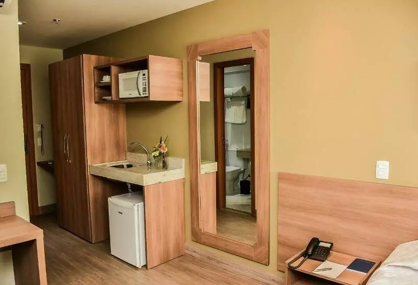 スタンダードルーム, Mont Blanc Suites Duque De Caxias