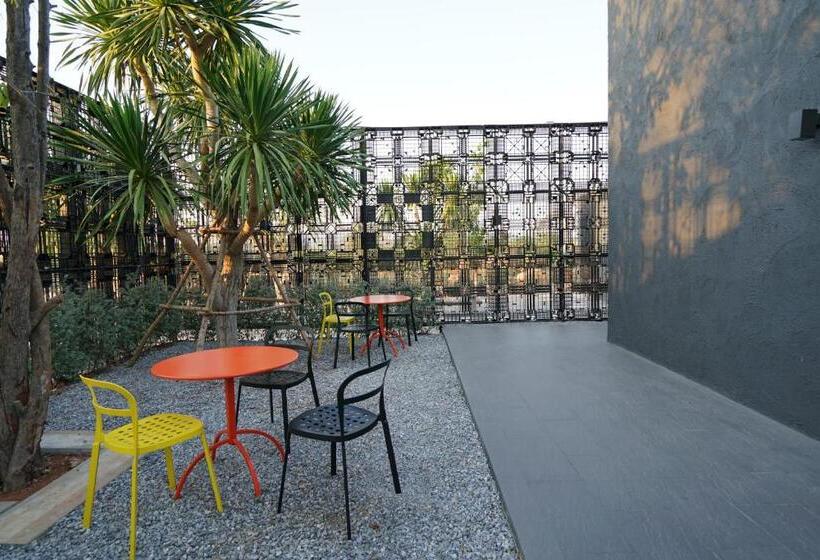 带花园景观和一个卧室的别墅, Nhapha Khaoyai Resort